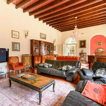 Cozy In Holiday home *