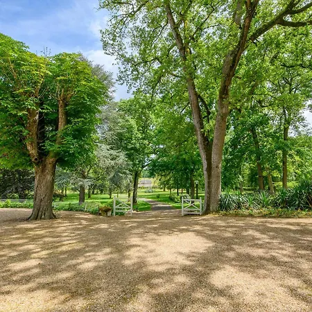 度假居 Awesome In Lencloître