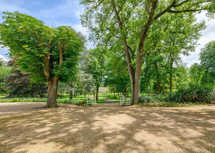 Prázdninový dům Awesome In Lencloître